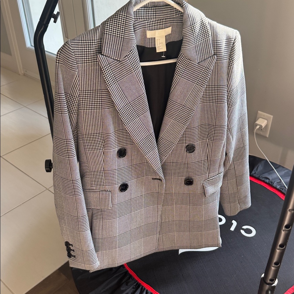 H&M Black and White Plaid Blazer